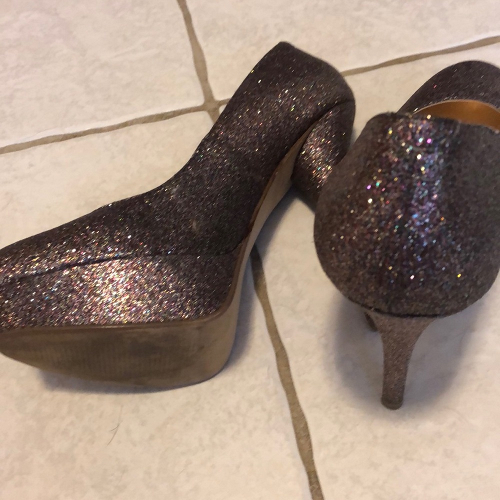 Stilettos - Picture 3 of 5